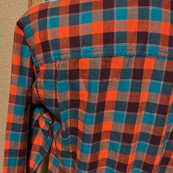 Arizona Flannel Womens button front shirt NWT - Picture 6 of 9